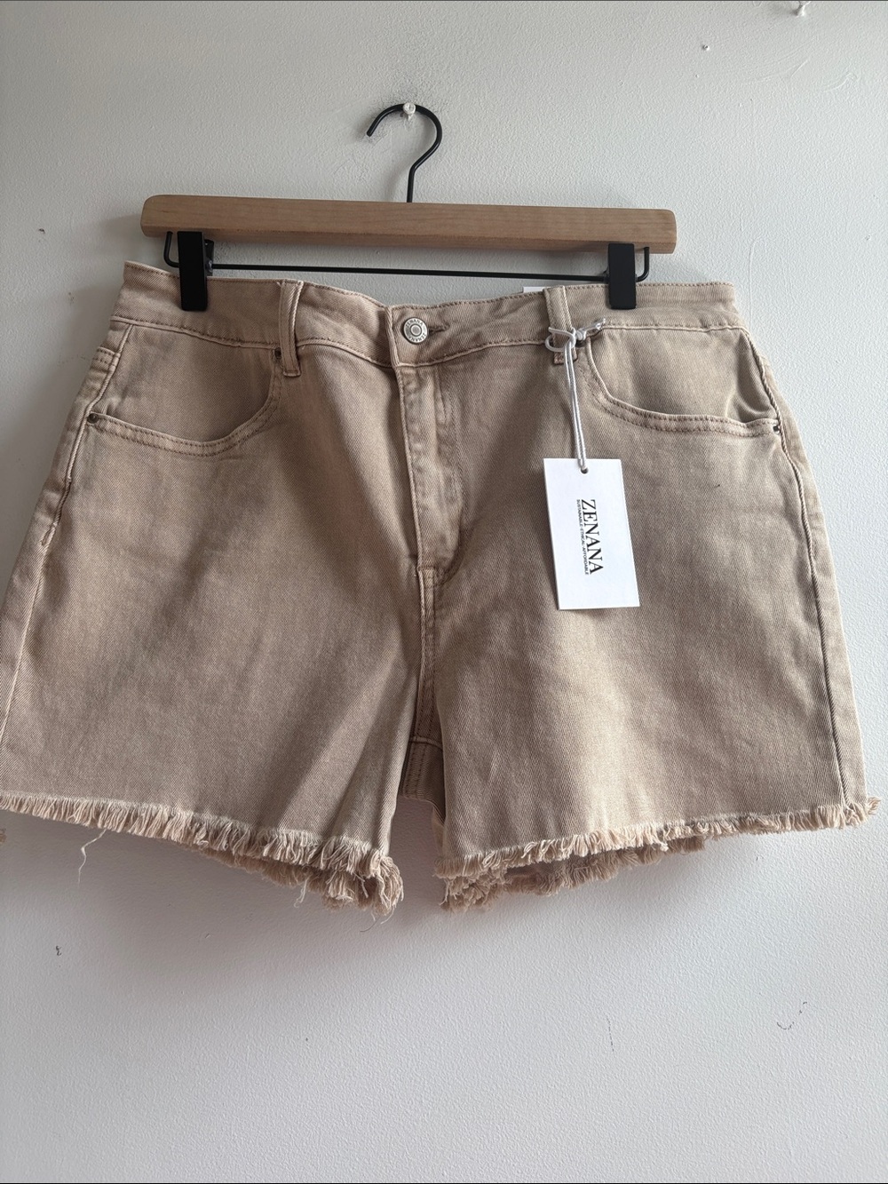 Zenana Outfitters Beige Frayed-Hem Denim Shorts